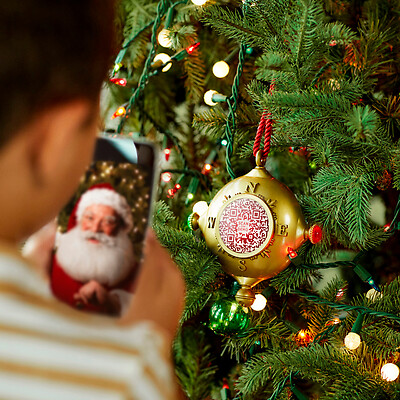 Santa&#039;s Kindness Ornament