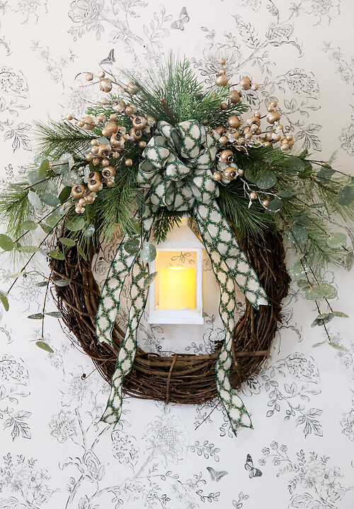 Holly Jolly Holiday Wreath